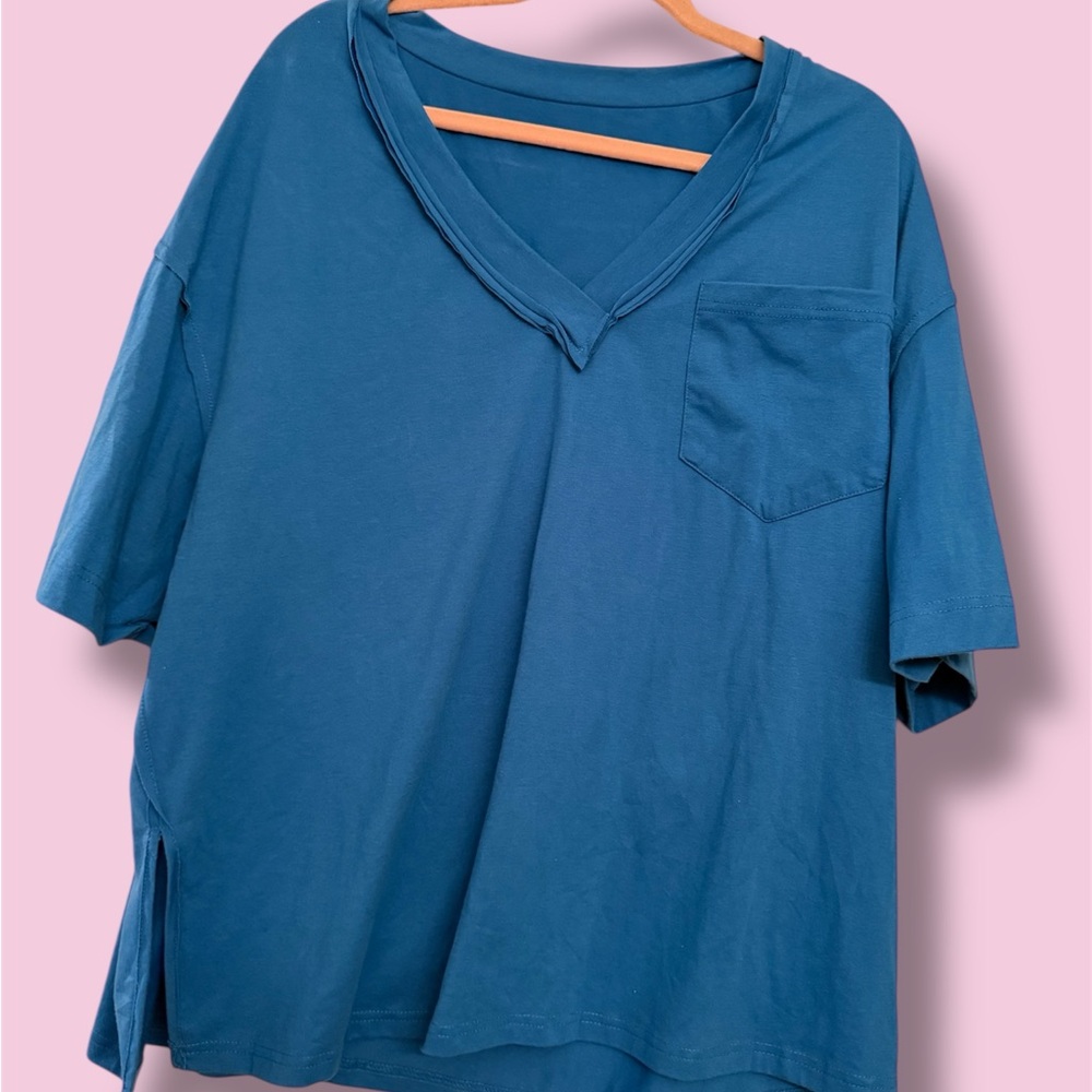 SHEIN Teal Short Sleeve V-Neck Tee